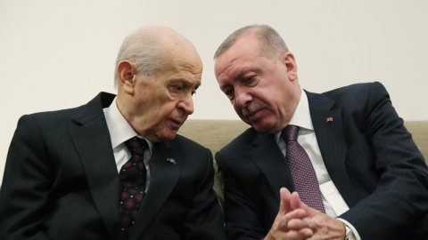 Türkiyə prezidenti Bahçeli ilə görüşdü