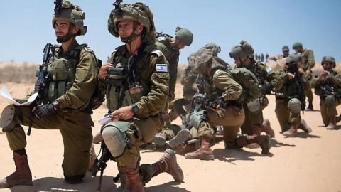 İsrail ordusu Qəzzaya hücumlarını dayandırır