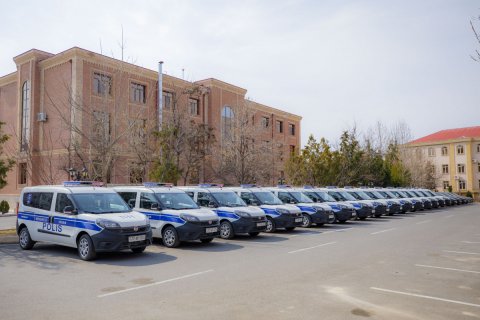 Naxçıvana 20 yeni xidməti avtomobil göndərildi