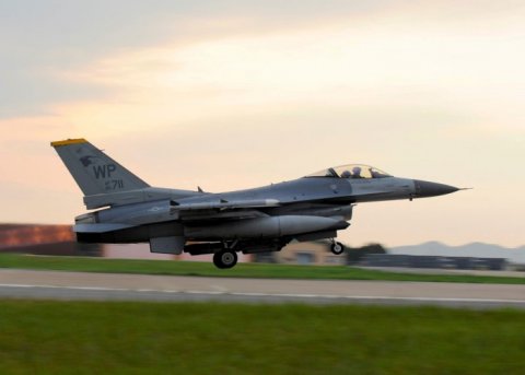 "F-16" qırıcılarının Türkiyəyə tədarükü prosesi başlayıb - Hakan Fidan