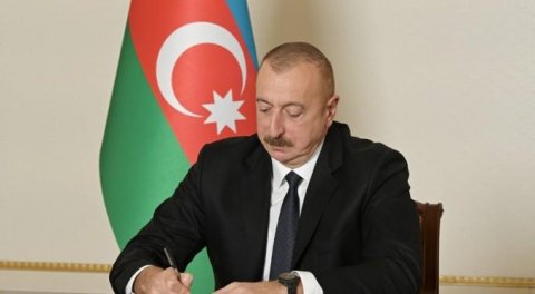 Prezident Elçin Məmmədova “general-mayor” rütbəsini verdi