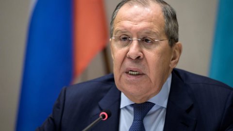 Lavrov: “Ermənistan uydurma bəhanələrlə son üç ilin tarixini təhrif edir”
