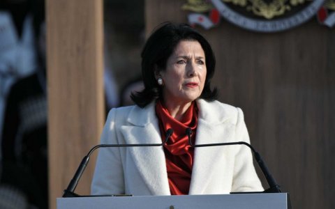 Gürcüstan Prezidenti təcili brifinq planladı