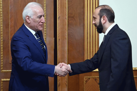 Prezident və nazir Ermənistan-Azərbaycan danışıqlarını müzakirə edib