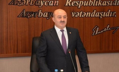 İcra başçısı deputatlığa namizəd oldu