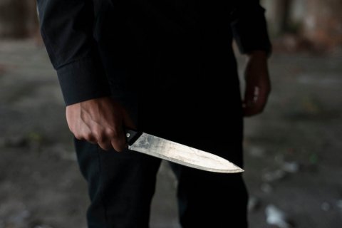 Bakıda 29 yaşlı oğlanı ürəyindən bıçaqladılar
