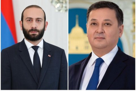 Mirzoyan qazax həmkarı ilə müzakirə apardı