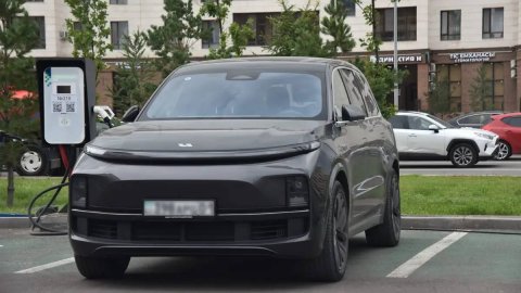 Qazaxıstanda elektromobillər üçün parkinq pulsuz olacaq