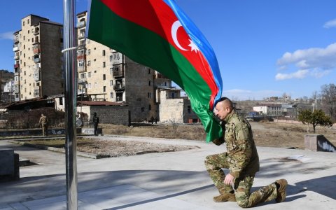 Şuşada Bayraq Meydanı açıldı