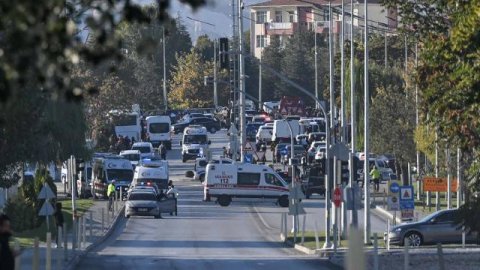 Türkiyədə ölənlərin sayı artdı: terror aktını kim törədib?