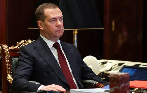 Tramp yeni Kennedi ola bilər - Medvedev