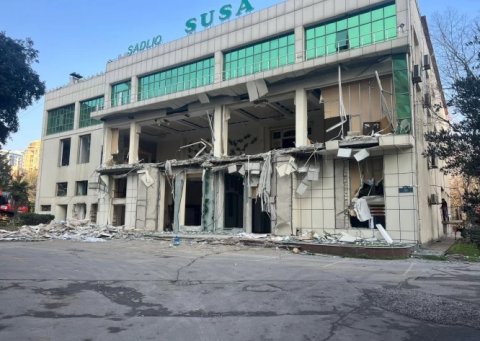 "Şuşa" restoranının yanındakı digər obyektlər də sökülür