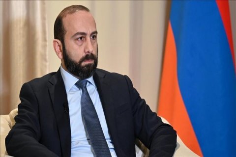 Mirzoyan Moskvaya gedir