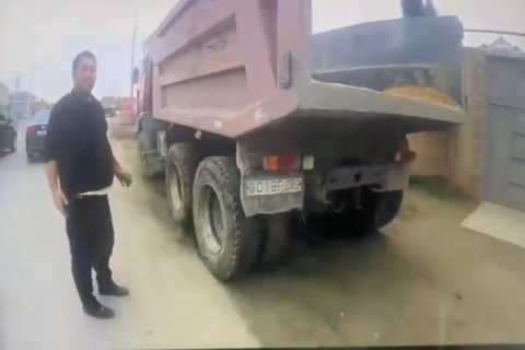 "Kamaz" sürücüsü özünə xəsarət yetirib polisə şər atdı