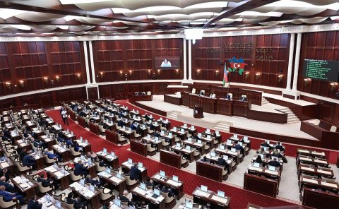 Parlament bu tarixdə toplaşır: gündəlikdə 15 məsələ var