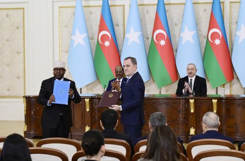 Azərbaycanla Somali arasında imzalanmış sənədlərin mübadiləsi oldu