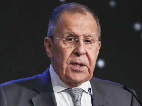 Lavrov Tehrandadır