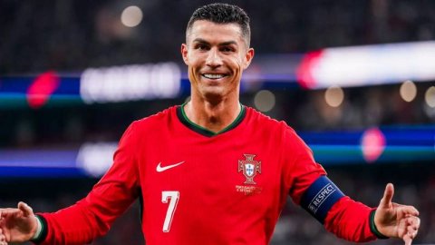 Ronaldu adını "Ginnesin rekordlar kitabı"na yazdırdı