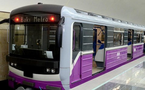 Bakı metrosunda problem - İki stansiyada enerji kəsildi