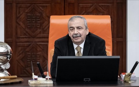 Sırrı Sürəyya Öndər öldü