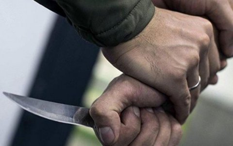 Bakıda 8 bıçaq yarası alan kişi öldü - Şübhəli oğludur