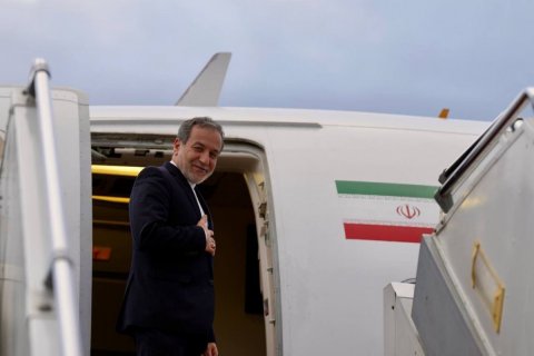 İran xarici işlər naziri Hindistana getdi