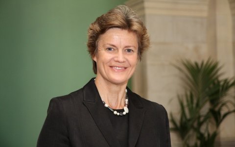 Britaniya kəşfiyyatının gözlənilən ilk qadın rəhbəri