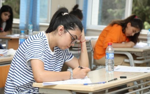 Bakıda 50 minə yaxın şagird monitorinqdə iştirak edib – YENİLƏNİB