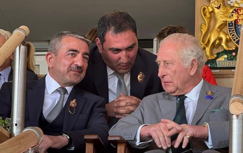 Elçin Quliyev III Çarlzla birlikdə - FOTO