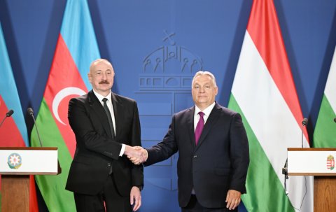 Liderlər bəyanatla çıxış etdilər - FOTO