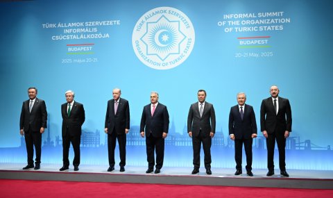 Türk Dövlətləri liderlərinin Zirvə görüşü başa çatıb