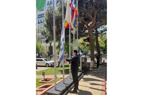 İsrailin Azərbaycandakı səfirliyində bayraq endirildi