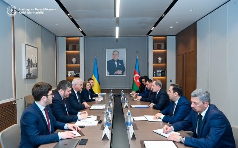 Nazirlərin geniş tərkibdə görüşü başladı
