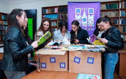Daha bir ölkədə Rus evi bağlandı
