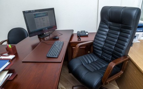 Bakıda daha bir məktəb direktoru işdən çıxarıldı