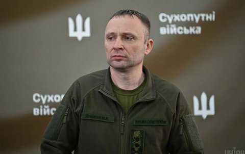 Ukrayna Quru qoşunlarının komandanı istefa verdi