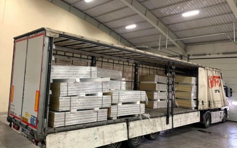 İrandan Türkiyəyə gedən yük maşınında 77 kiloqram narkotik aşkarlandı