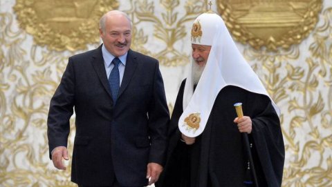 Patriarx Lukaşenkonu təltif edib