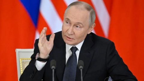 Putin beynəlxalq olimpiya təşkilatlarını tənqid etdi