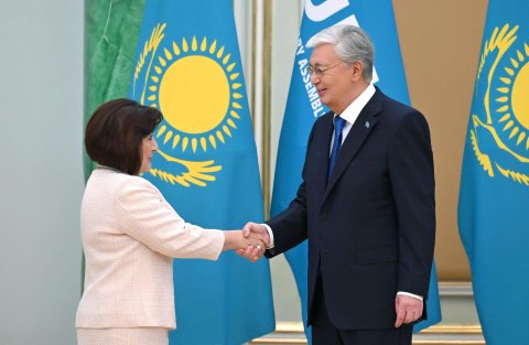 Tokayev parlament sədrləri ilə görüşdü - FOTO