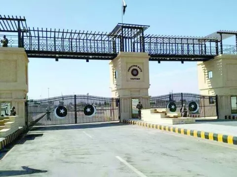Pakistan İranla sərhəd keçidlərini bağlayır