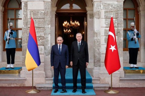 Paşinyan Ərdoğanla görüşündən yazdı