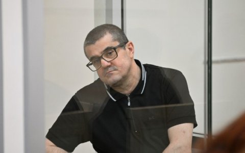 Cəbhədən uzaq şəhərlərin bombalanması əmrini onlar veribmiş