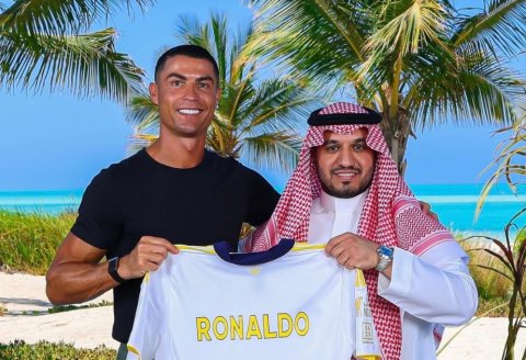 Ronaldo Səudiyyə klubunda qaldı