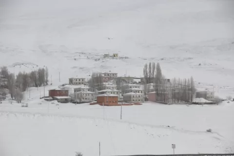 Türkiyəyə qar yağdı
