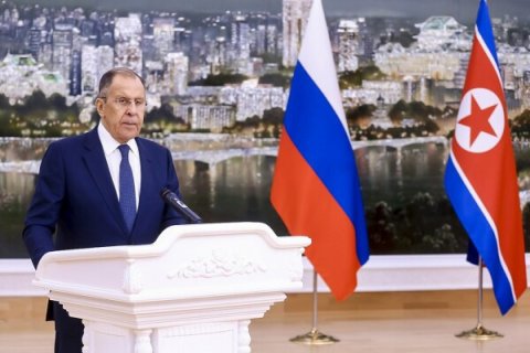 Lavrov Şimali Koreyaya getdi