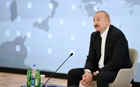 Süni intellektdən istifadə etmirəm - Prezident