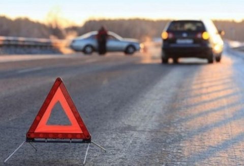 55 yaşlı qadını maşın vurub öldürdü
