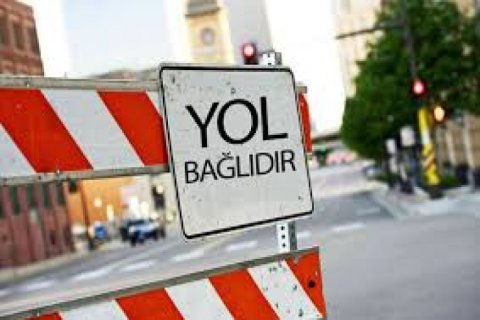 Bu küçədə hərəkət məhdudlaşdırılır