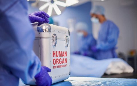Azərbaycanda klinika direktoru bütün orqanlarını bağışladı